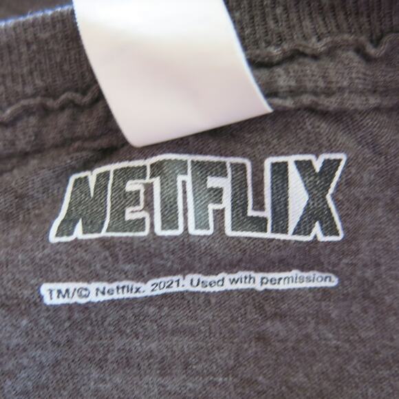 NETFLIX SQUID GAME T Shirt Size L Korean Drama Horror Sci Fi Gray Casual - Picture 5 of 7